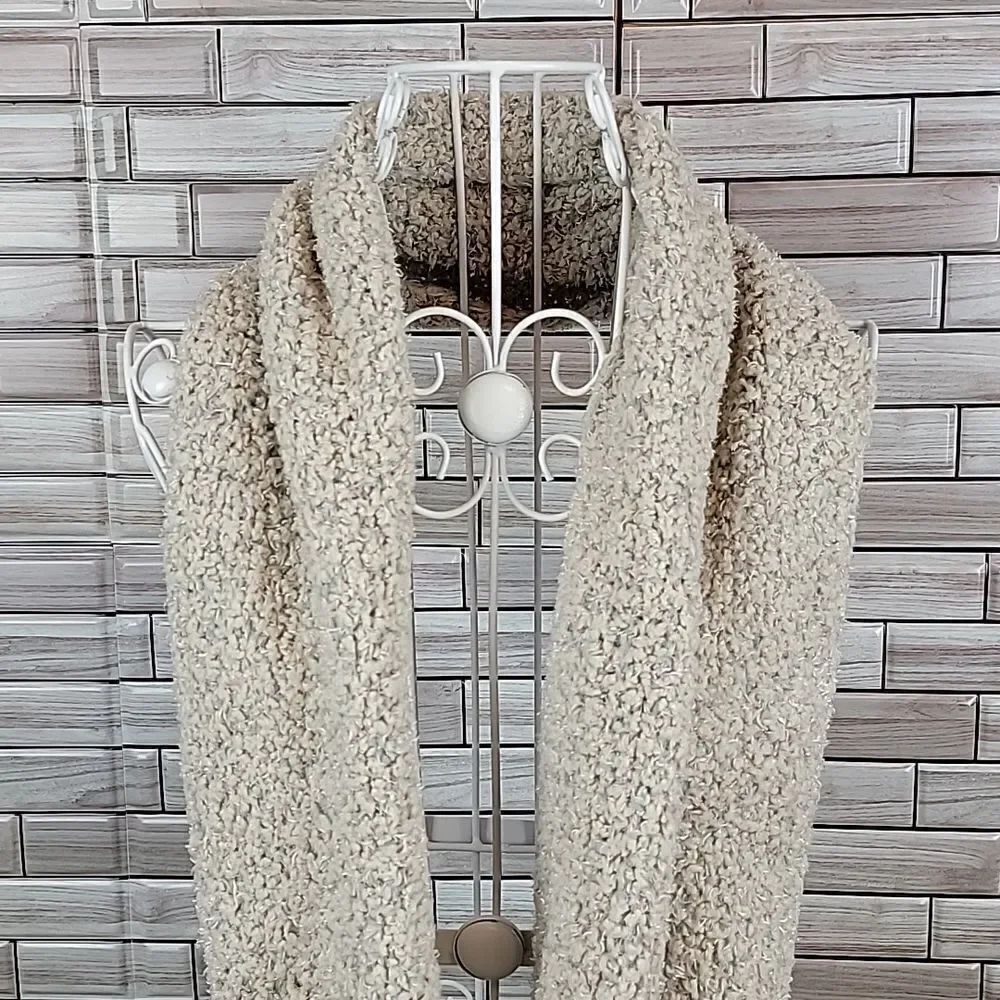 Unbranded infinity scarf One Size - Picture 2 of 6